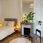 Grand Appartement Ternes